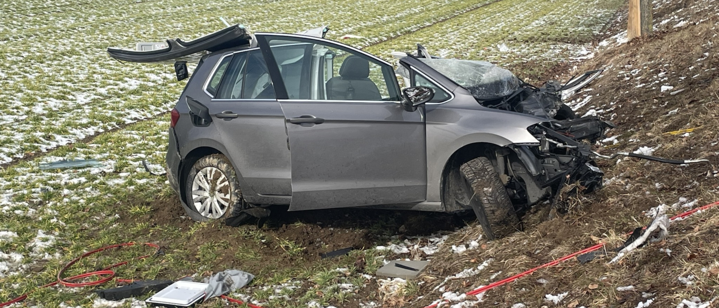 T3Y - Verkehrsunfall ausserhalb