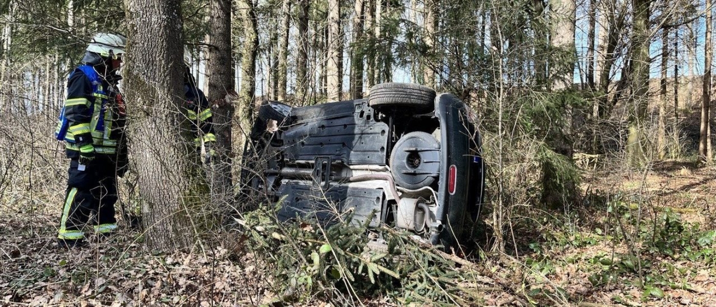 T3Y - Verkehrsunfall eingeklemmt