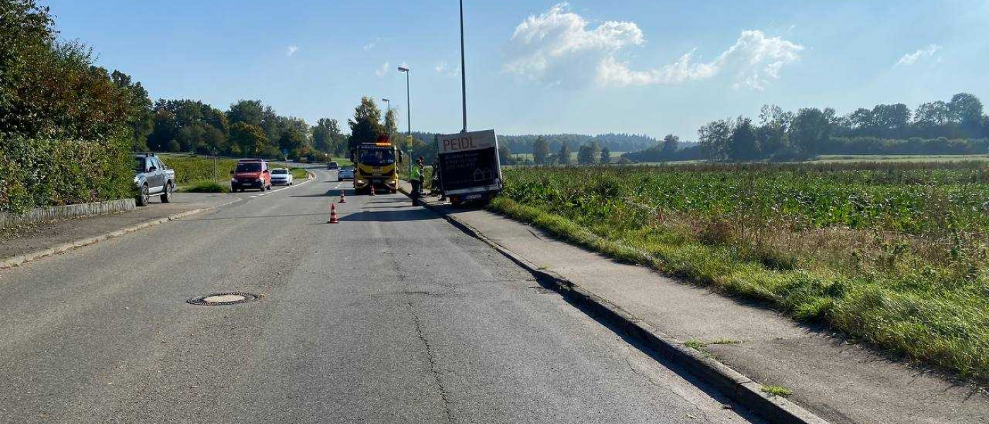 T1 - Absicherungsmaßnahmen nach Unfall