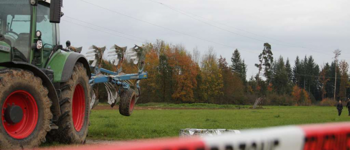 Technische Hilfe nach Unfall mit landwirtschaftlicher Maschine